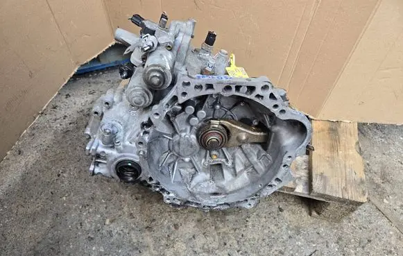 Toyota Corolla E120 E130 Manual 6 speed gearbox MMT