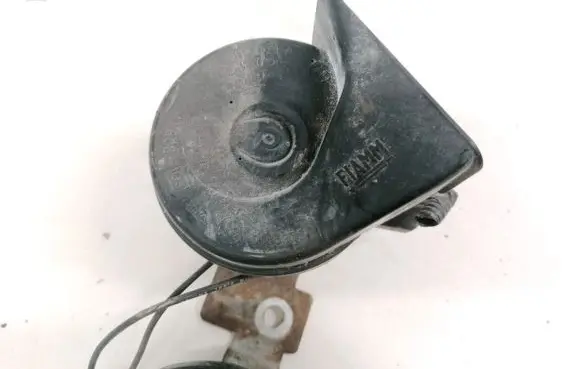 Ford Focus C-MAX Horn signal E30055306