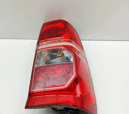 Toyota Hilux (AN10, AN20, AN30) Rear/tail lights 815500K170