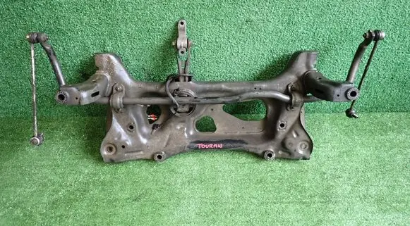 Volkswagen Touran III Front subframe 3Q0199315D