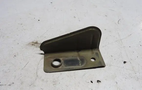 Mitsubishi ASX Fender mounting bracket