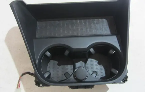 Cup holder front