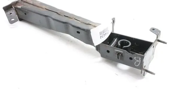 Renault Megane IV Front bumper shock/impact absorber 