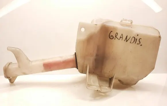 Mitsubishi Grandis Windshield washer fluid reservoir/tank HLC37053