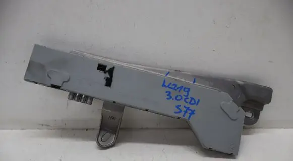 Mercedes-Benz CLS C219 Aerial antenna amplifier A2198200189