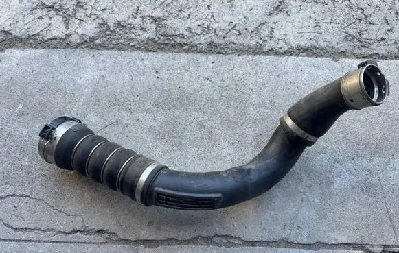 BMW X2 F39 Intercooler hose/pipe 8616212 MGW00403