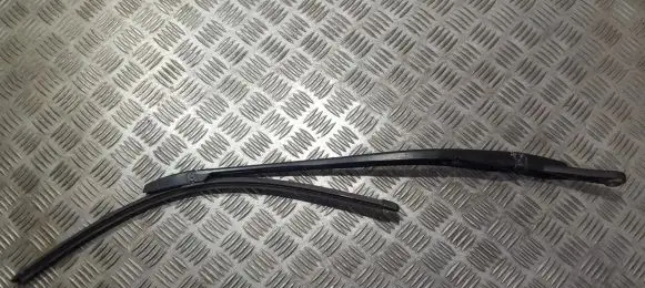 Audi A6 S6 C5 4B Front wiper blade arm 4B1955408D
