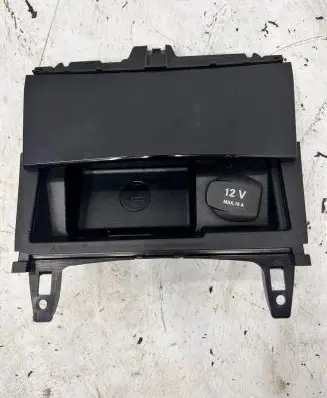 Mercedes-Benz C W204 Ashtray (front) A2046800179 A2046801350 ZL20ZL3L0