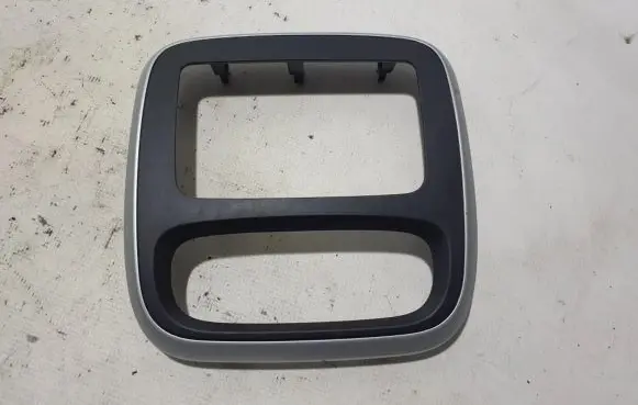 Renault Trafic III (X82) Panel trim 682604006R