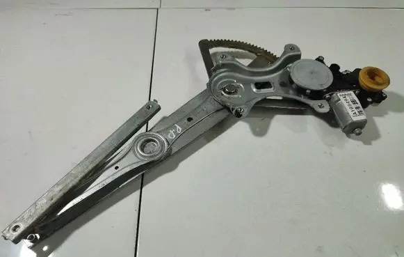 Toyota Corolla Verso AR10 Sliding door window regulator with motor 
