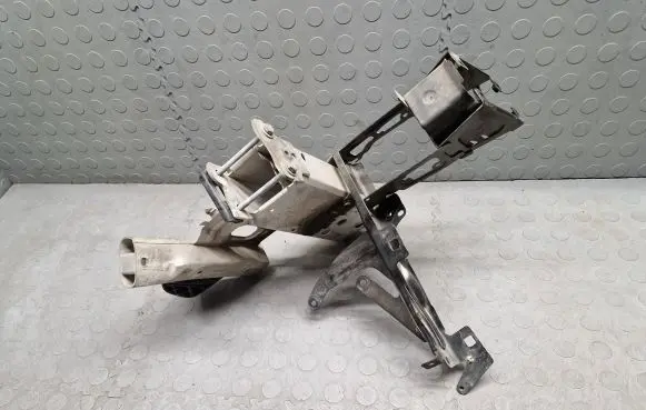 BMW 1 F20 F21 Radiator support slam panel bracket 7266191 7266193