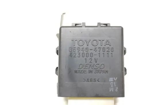 Toyota Prius (XW30) Window wiper relay 8594047020 4230001111