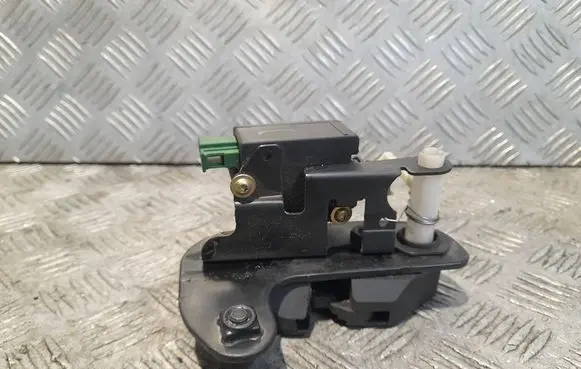 Land Rover Discovery 3 - LR3 Loading door lock 5124701604