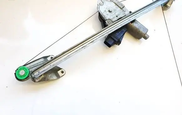 Opel Zafira A Sliding door window regulator with motor 90579539