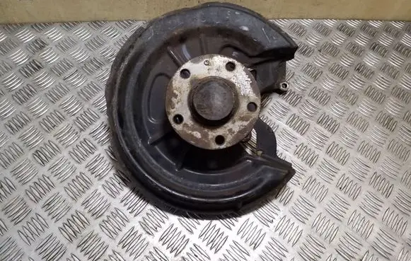 Skoda Octavia Mk2 (1Z) Rear wheel hub spindle/knuckle 