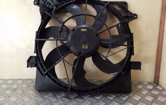 Hyundai i40 Radiator cooling fan shroud 253803ZXXX