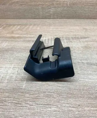 Mercedes-Benz CLS C219 Front driver seat rail trim 2119192520 77020005