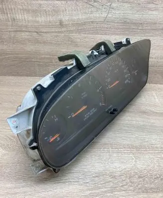 Chrysler Voyager Speedometer (instrument cluster) P04685629AB TN2574104030 LHD