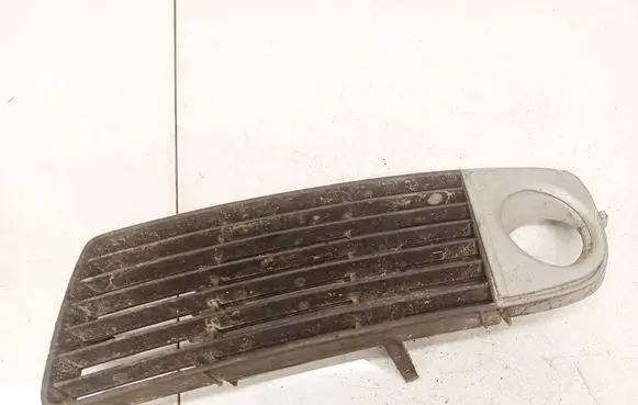 Audi A6 S6 C5 4B Front bumper lower grill 4B0807681