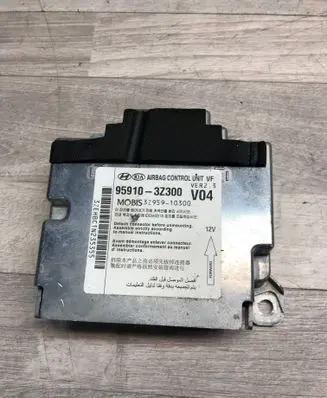 Hyundai i40 Airbag control unit/module 959103Z300 3Z95910300