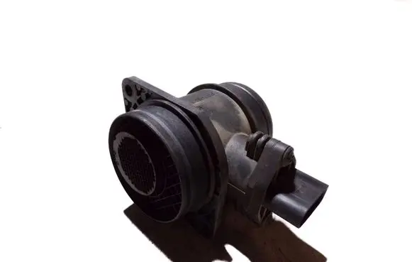 Volkswagen Touran I Mass air flow meter 0281002531 038906461B