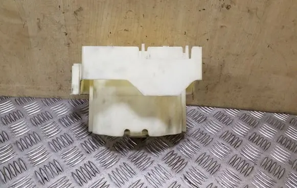 BMW X5 E70 Other engine bay part 12907555125 7555125