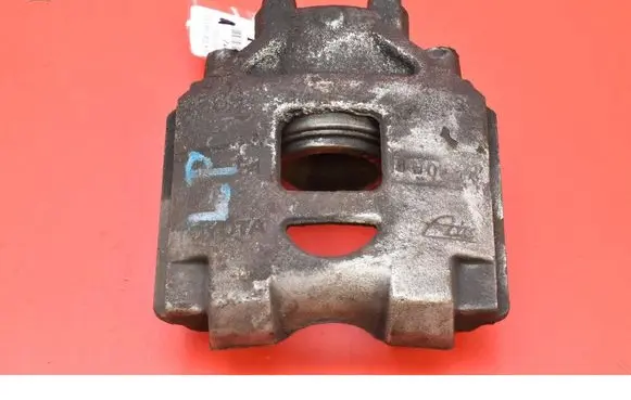 Toyota Yaris Front brake caliper