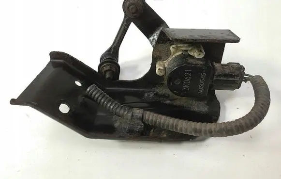 Suzuki SX4 S-Cross Airbag deployment crash/impact sensor A0305451