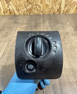 Light switch