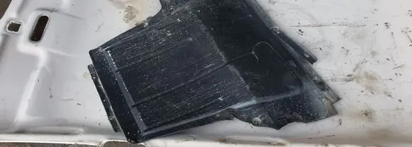 Renault Megane II Engine splash shield/under tray