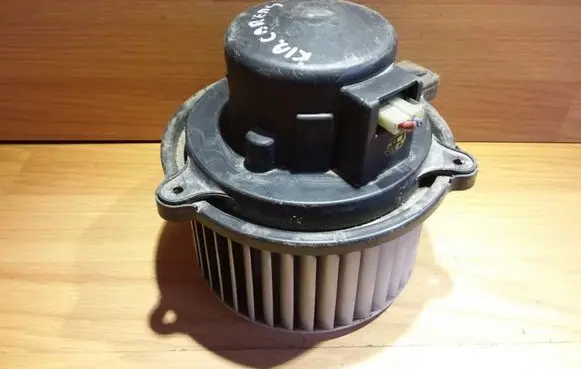 KIA Carens I Heater fan/blower 2E29
