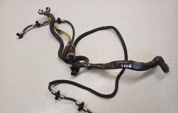 Audi A6 S6 C6 4F Fuel injector 05913030AF