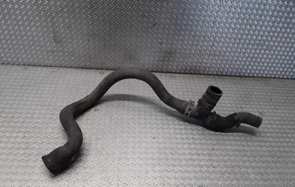 Mercedes-Benz C W203 Engine coolant pipe/hose