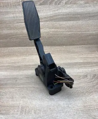 Opel Astra G Accelerator throttle pedal 09128851 0281002278