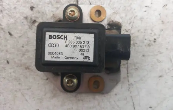 Audi A6 S6 C5 4B ESP acceleration yaw rate sensor 4B0907637A 0004083