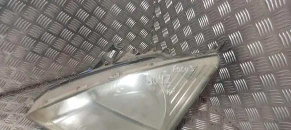 Ford Focus Headlight/headlamp