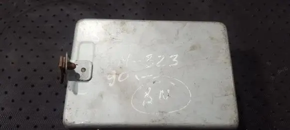 Mazda 323 Other control units/modules B61L189E1 028874