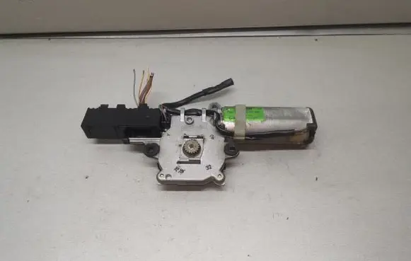 Sunroof motor/actuator