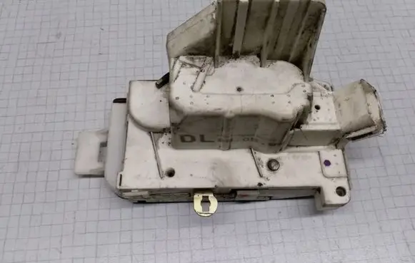 Ford Focus Rear door lock XS41A26412CF