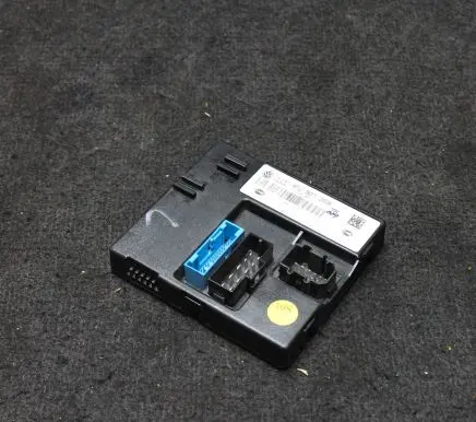 Audi A6 S6 C6 4F Central body control module 4F0907289E