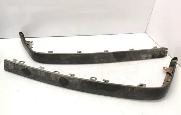 Mazda 929 Front bumper lip HF0550122 HF0550123