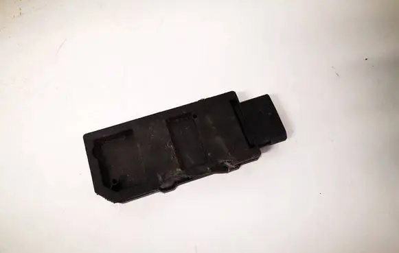 Audi Q4 e-tron Antenna control unit 5WA962133E