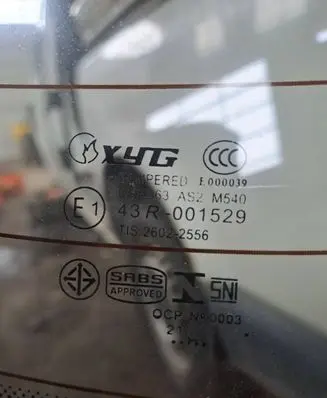 Volkswagen Transporter - Caravelle T5 Rear windscreen/windshield window 43R001529 26022556 DOT683AS2M540