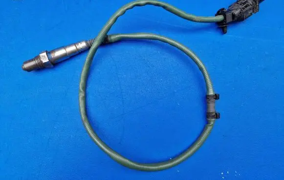 Porsche Cayman 981 Lambda probe sensor 0258017333 9A160618301 1928404687