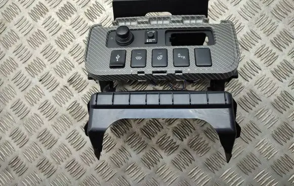 Mitsubishi Outlander A set of switches 