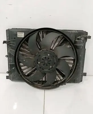 Mercedes-Benz E W212 Electric radiator cooling fan A2045000493