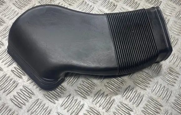 Audi A6 S6 C5 4B Air intake duct part 8D0129617E