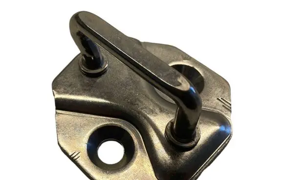 Ford Fiesta Front door lock loop/hook striker 8A61A21982AA