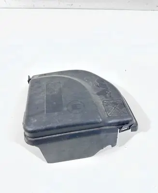 Peugeot 3008 I Fuse box cover 9658418180