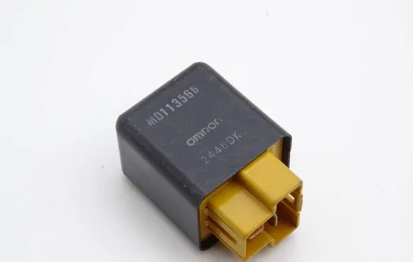 Mitsubishi Space Star Other relay MD113566